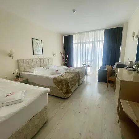 Hotel Grand Nirvana